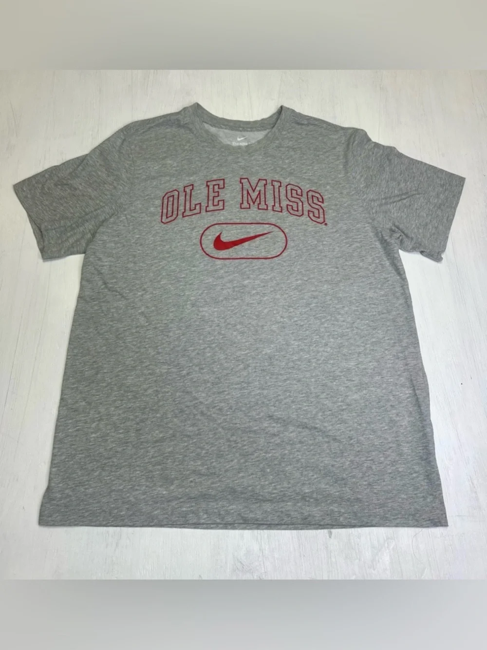 Nike Ole Miss Rebels Dri-Fit Tee Gray Red Logo Shirt Mens XL NCAA